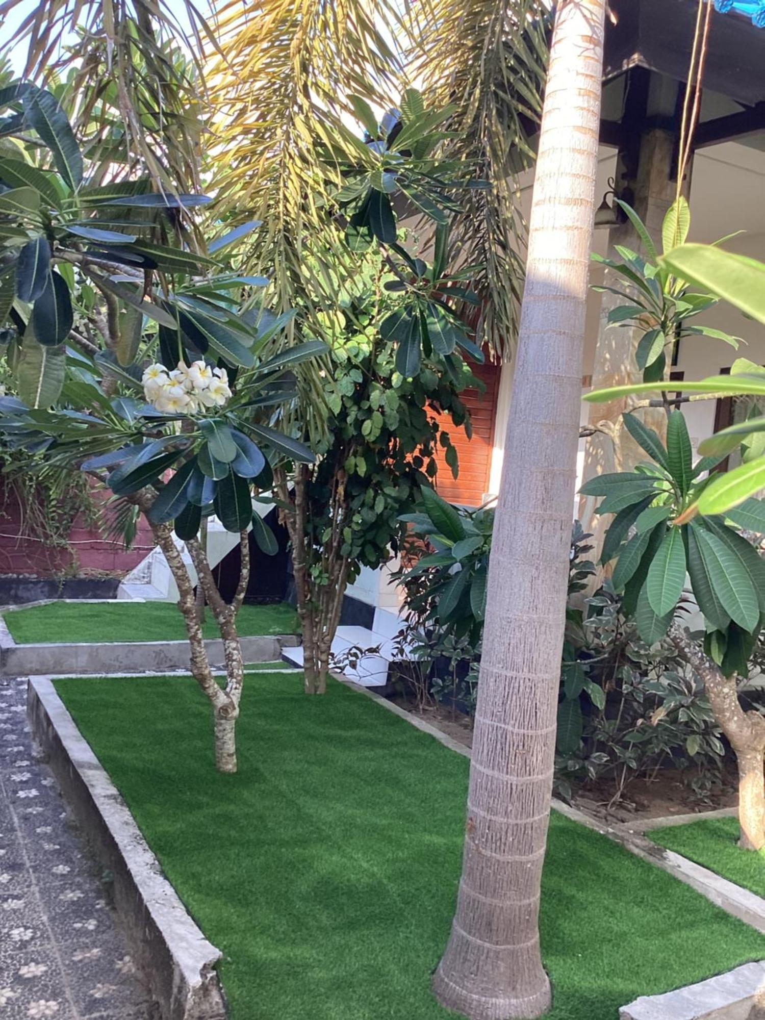 Linda Beach Hotel Nusa Lembongan Zewnętrze zdjęcie