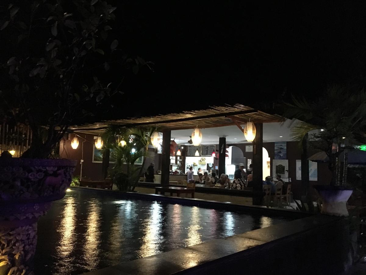 Linda Beach Hotel Nusa Lembongan Zewnętrze zdjęcie