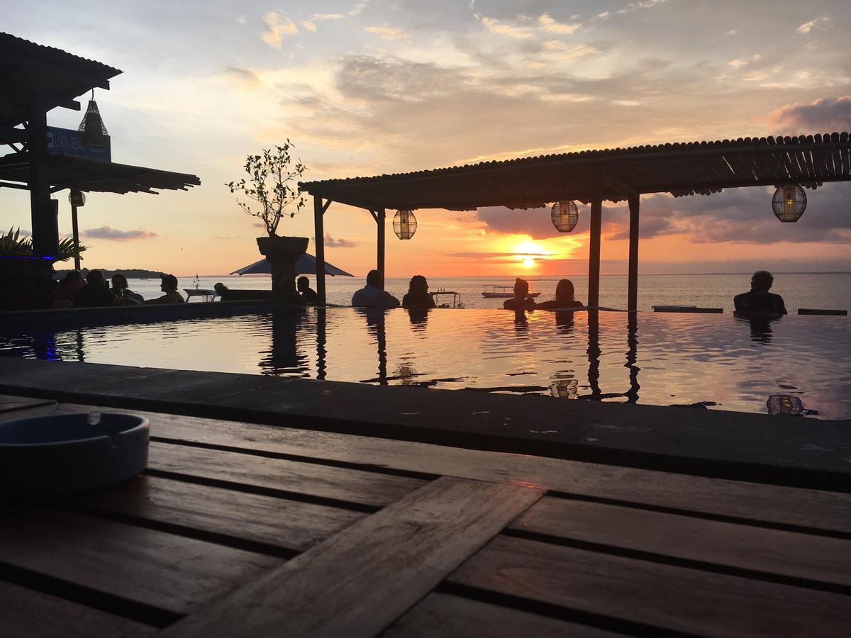 Linda Beach Hotel Nusa Lembongan Zewnętrze zdjęcie