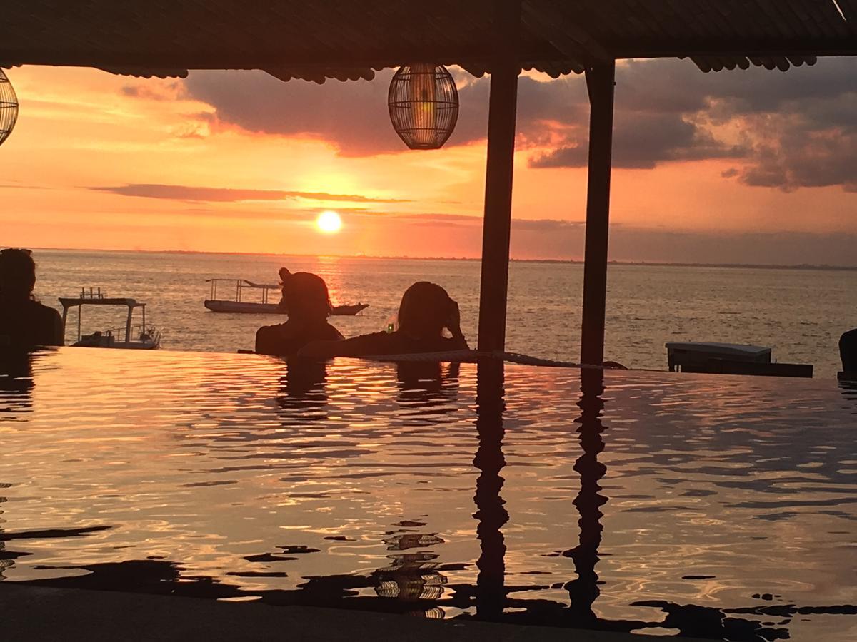 Linda Beach Hotel Nusa Lembongan Zewnętrze zdjęcie