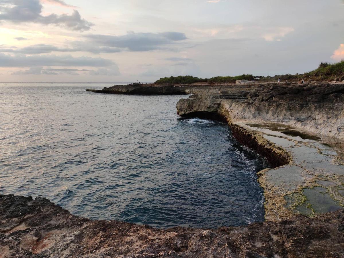 Linda Beach Hotel Nusa Lembongan Zewnętrze zdjęcie